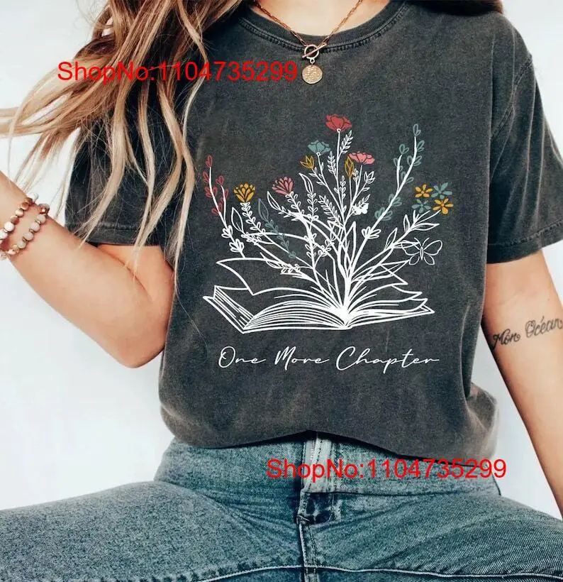 Vintage Fashion Knitwear Book - 책 티셔츠 One More Chapter 독서